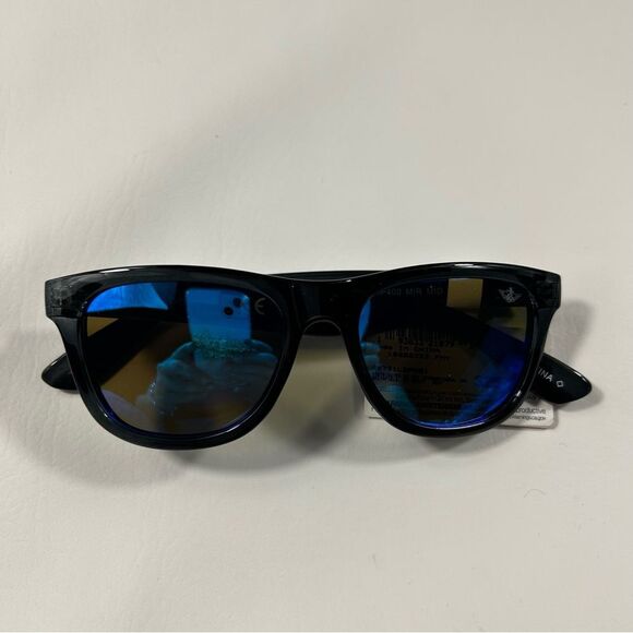 NWT - Dockers - Men’s Polarized Sunglasses - Picture 1 of 3